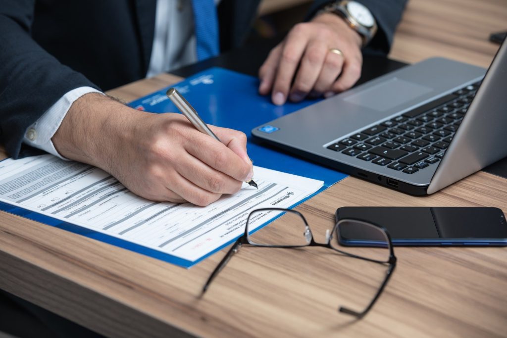 We Help Business Law Firms Reach Quality Clients
